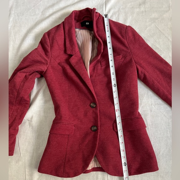 H&M elbow patch red blazer - Picture 6 of 9